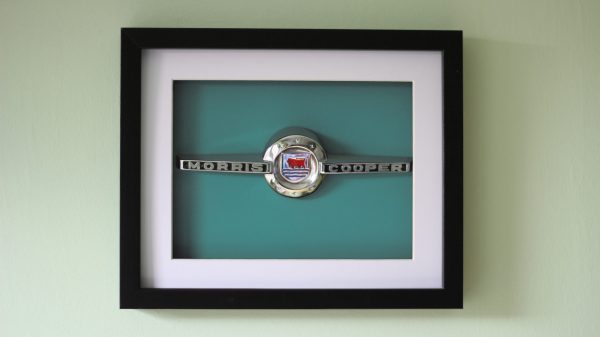 Mini Art - Early Bonnet Badge